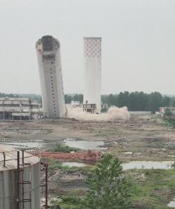 信阳市息县两座造粒塔爆破拆除工程